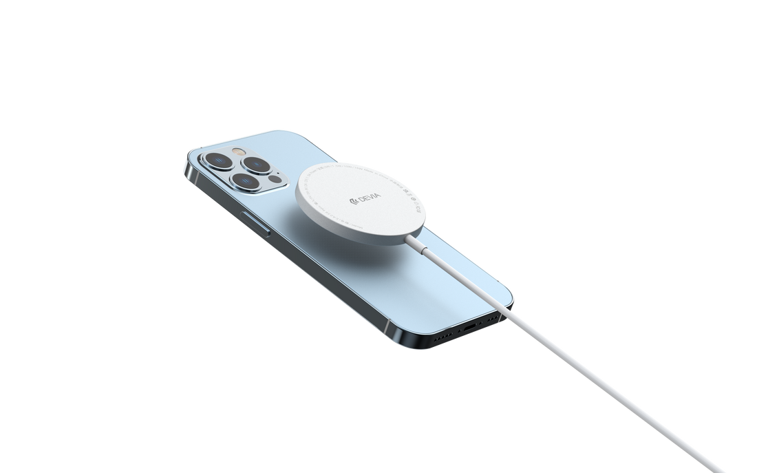 DEVIA EA239 smart series magnetic wireless charger for iPhone 12 and other device which support Qi  protocol, Wireless charging power 5W/7.5W/15W, Material: ABS+PC+ silica gel + aluminum alloy